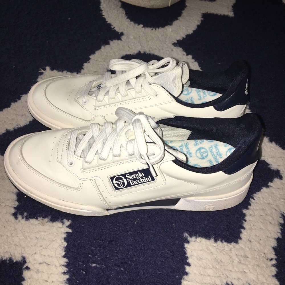 Women sneakers
